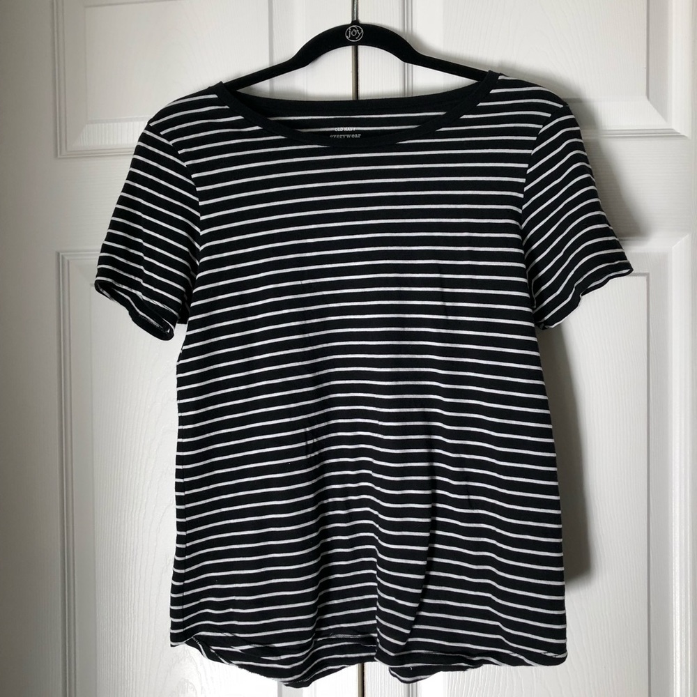 Short sleeve tee